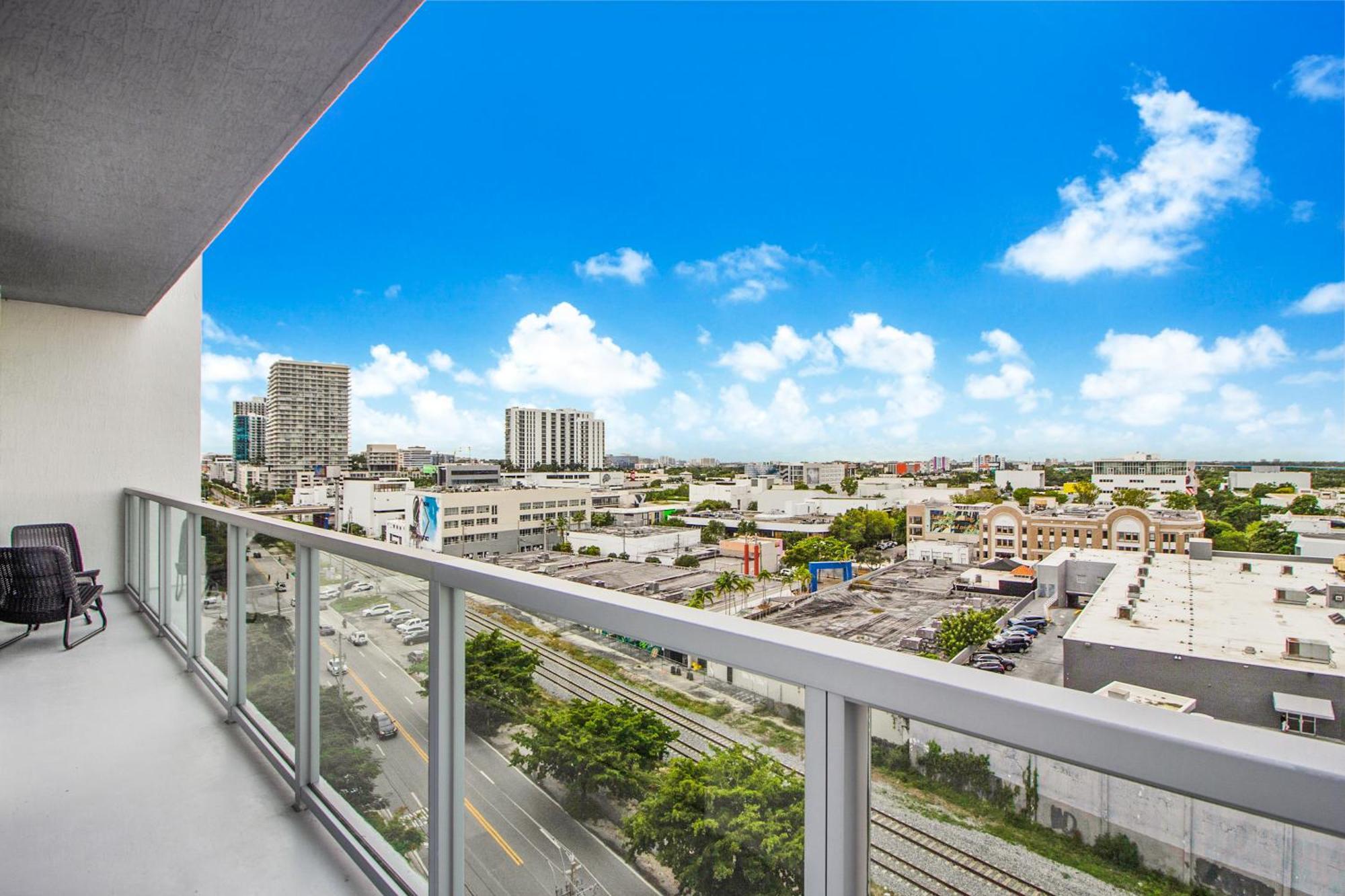 Quadro Residences By Ionica Miami Exterior photo